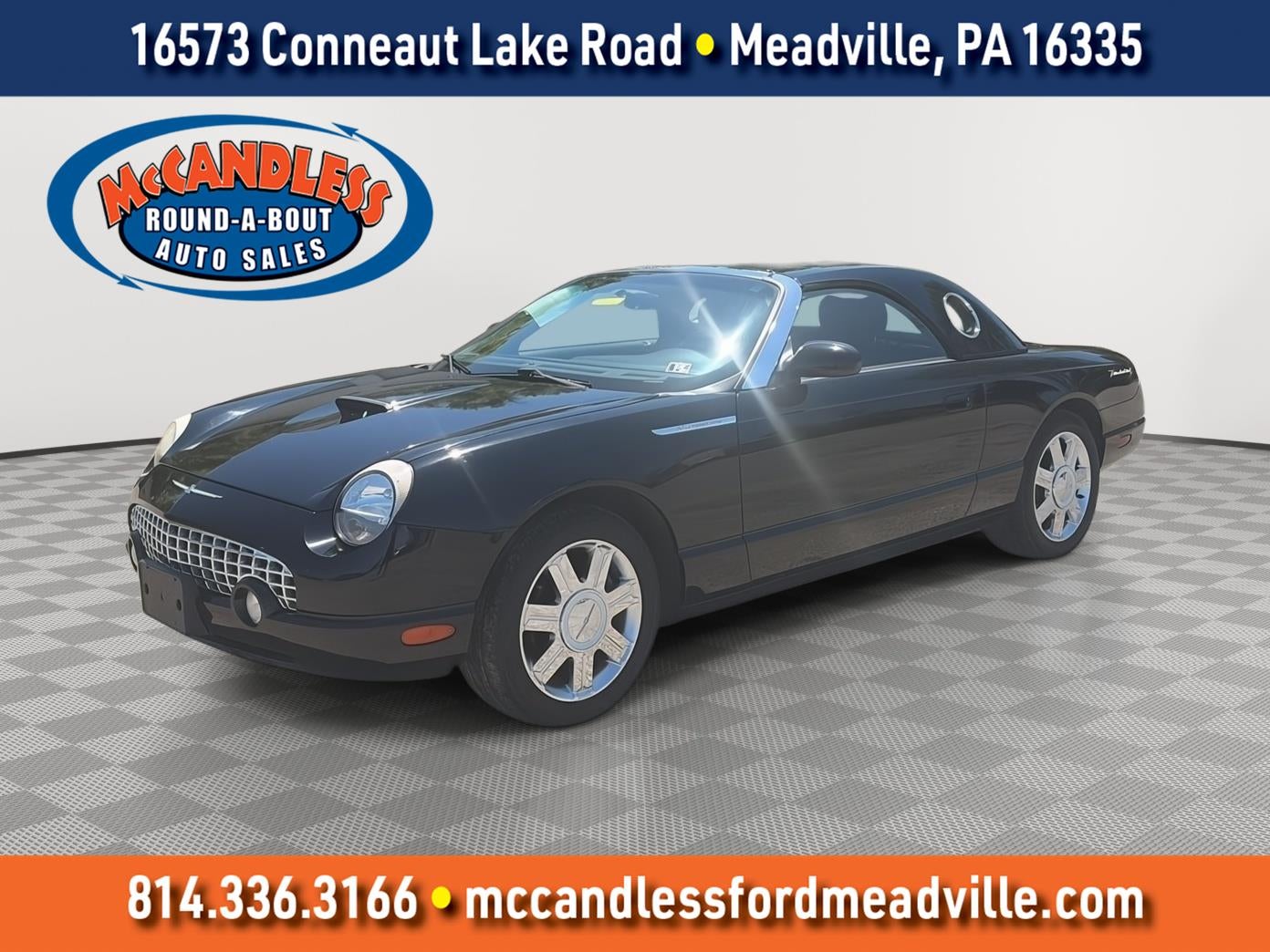 2005 Ford Thunderbird Base in Black — front three-quarter view