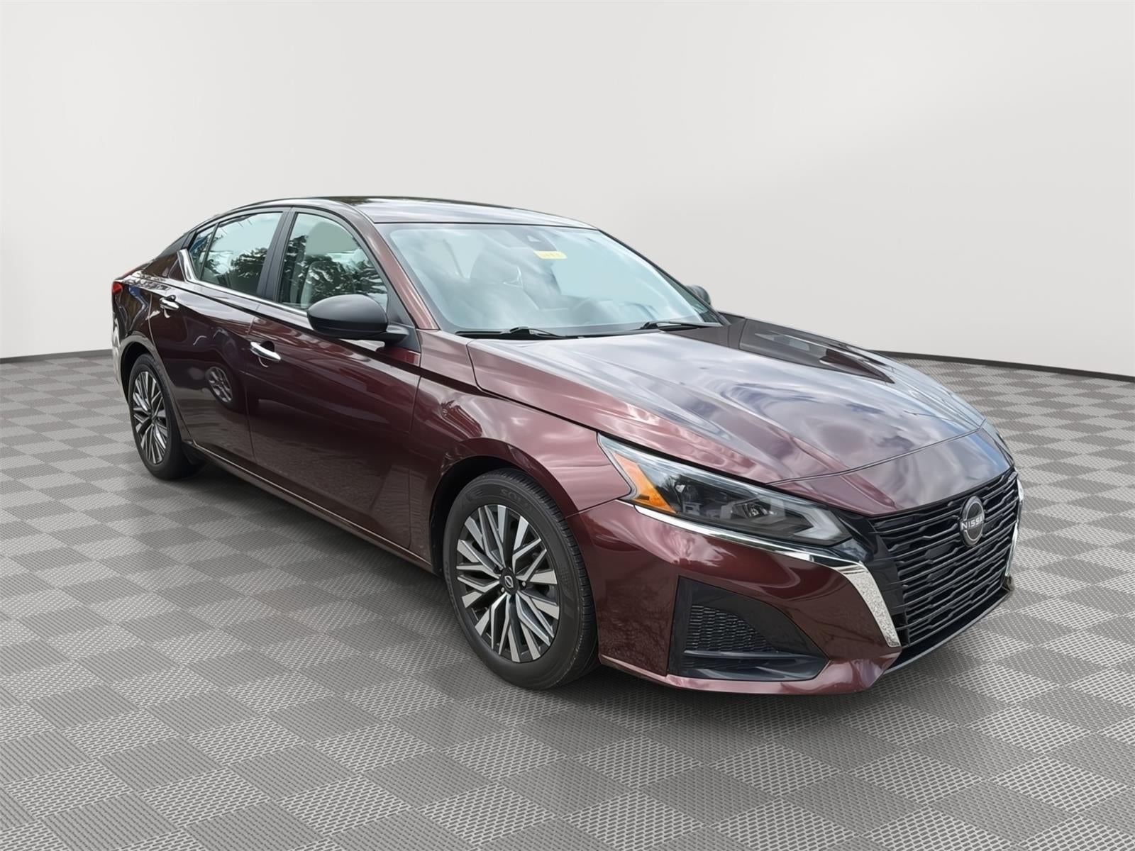 2024 Nissan Altima — detail view
